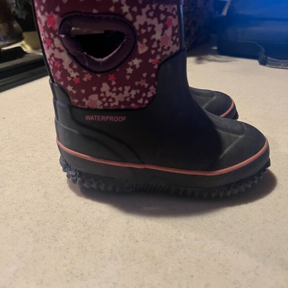 waterproof Toddler Boots - Picture 2 of 4